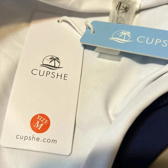 NWT Cupshe swim bottomss- size M - Picture 4 of 4